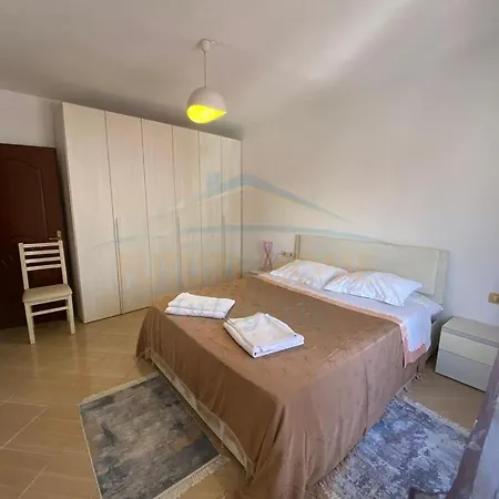 Apartment 21-dhjetori *