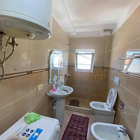 21-dhjetori Apartment Tirana